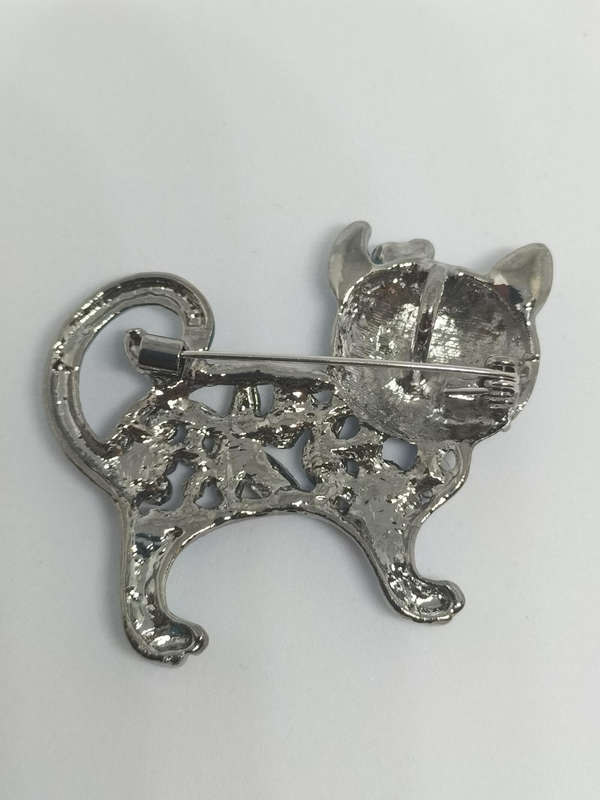 Beautiful Blue Cat Brooch