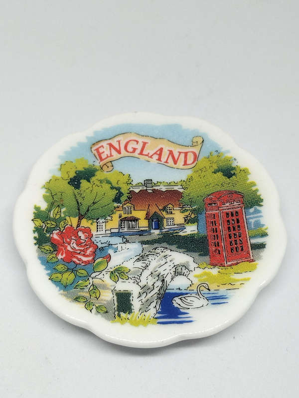 Miniature Set of 4 Decorative Plates Featuring Various Iconic Landmarks Of England