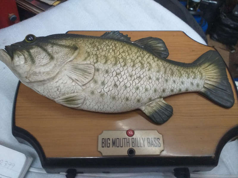 Vintage fish decor unit