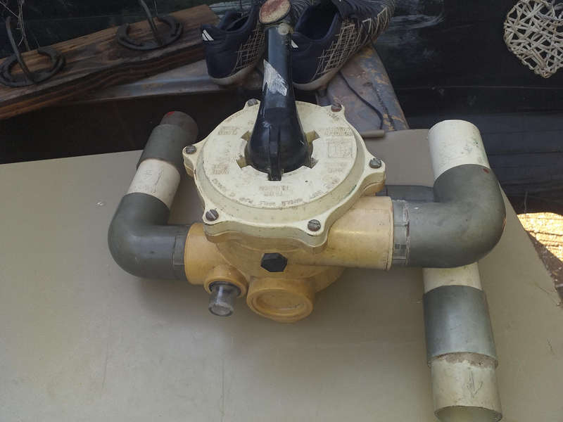 Pool filter lever