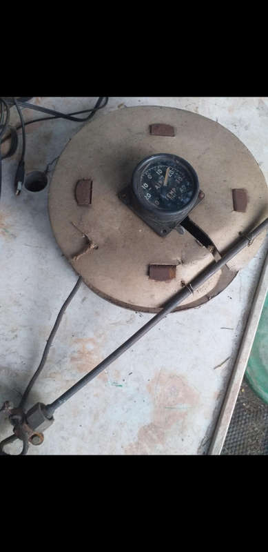 Vintage aeroplane pressure gauge
