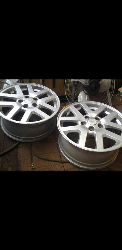 Land rover mags