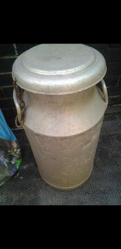 Milk cannister