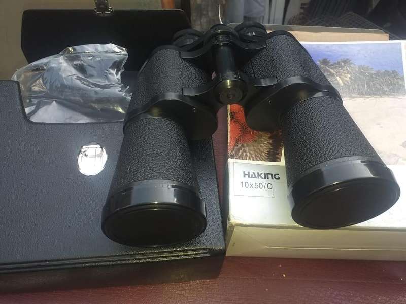 Haking binoculars