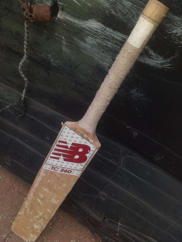 Nb cricket bat