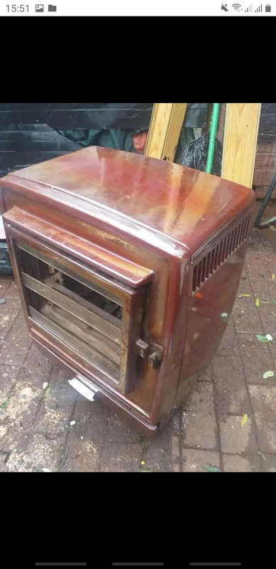 Vintage huntracid stove