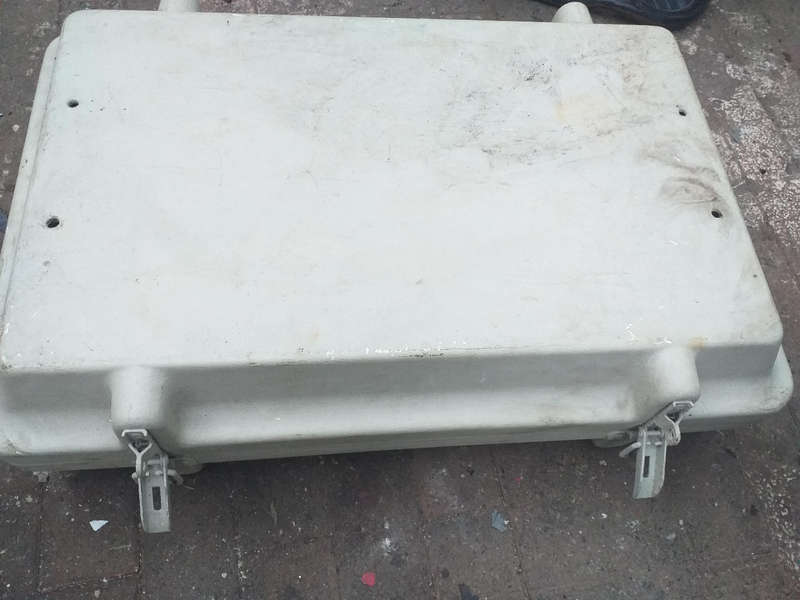 Fiberglass case