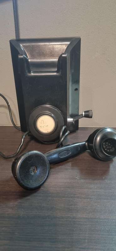 Rare 1940's Antique Siemens hand-crank ship wall telephone