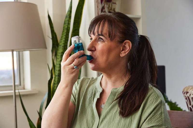 Air Physio Lung Expansion & Mucus Clearance Device Breathing Aid for Low Lung Capacity & Respirator