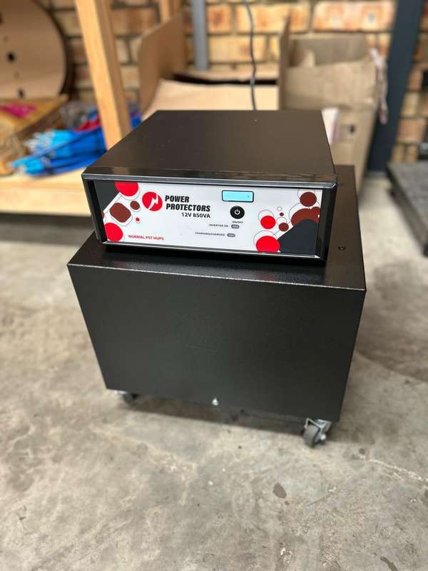 Power Protector Home/ Office 1450VA Inverter Kit (incl 2 x 12V100ah high cycle batt & batt cab)