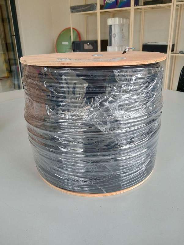 TOP101 CAT6 Ethernet Network Cable  305 Metres High-Speed UTP LAN Cable for Indoor Use