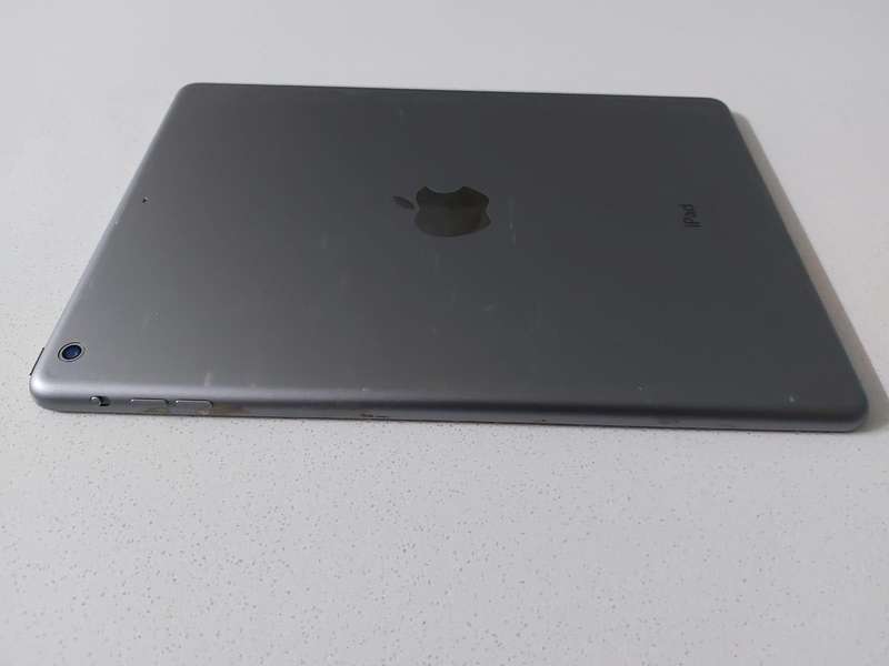 Apple iPad Air