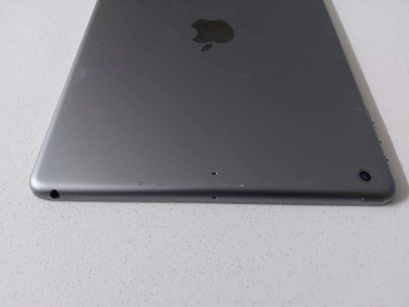 Apple iPad Air
