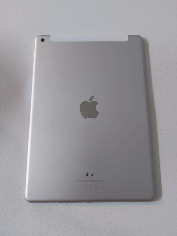 Used Apple iPad (7th Generation) model A2198 (Wi-Fi + Cellular)