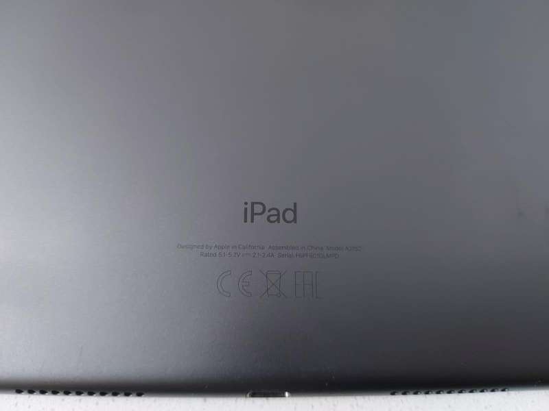 Apple iPad Air 3 A2152 for Spares or Repair