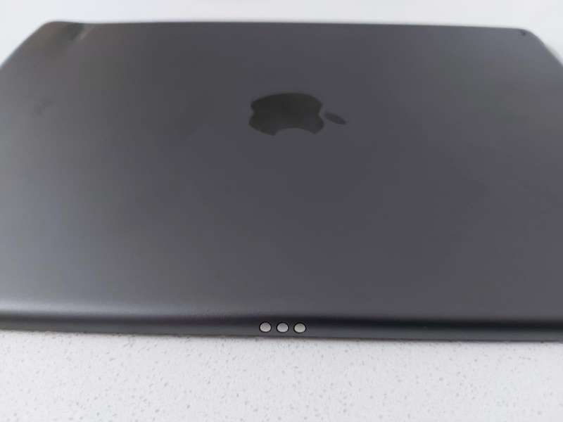 Apple iPad Air 3 A2152 for Spares or Repair