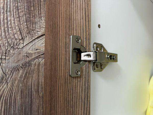 Full overlay soft close hinges
