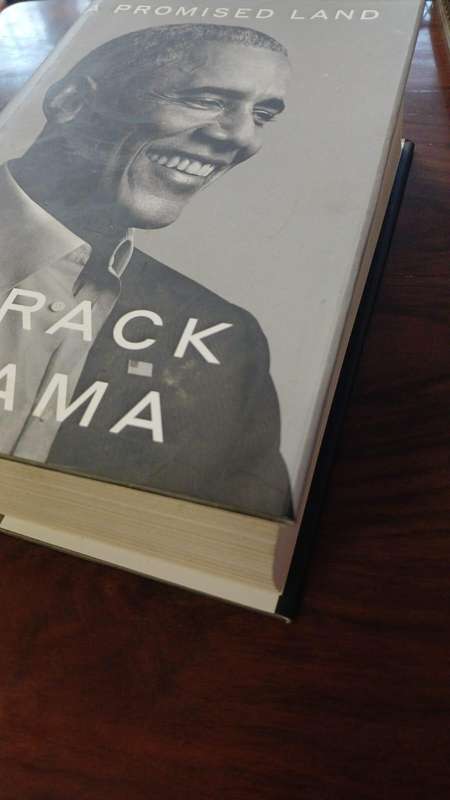 A Promised Land by Barack Obama  Hardcover with Dust Jacket (Used, Good Condition)