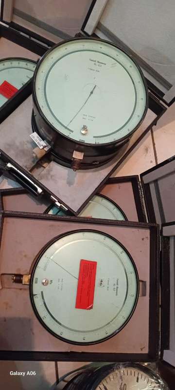 WIKA-Feinmeb-Manometer