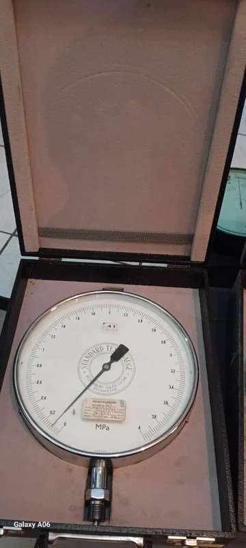 Budenberg-Standard Test Gauge