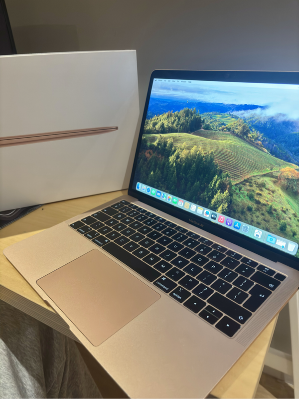 MacBook Air 13 (2018)  i5, 8GB RAM, 256GB SSD  Excellent Condition