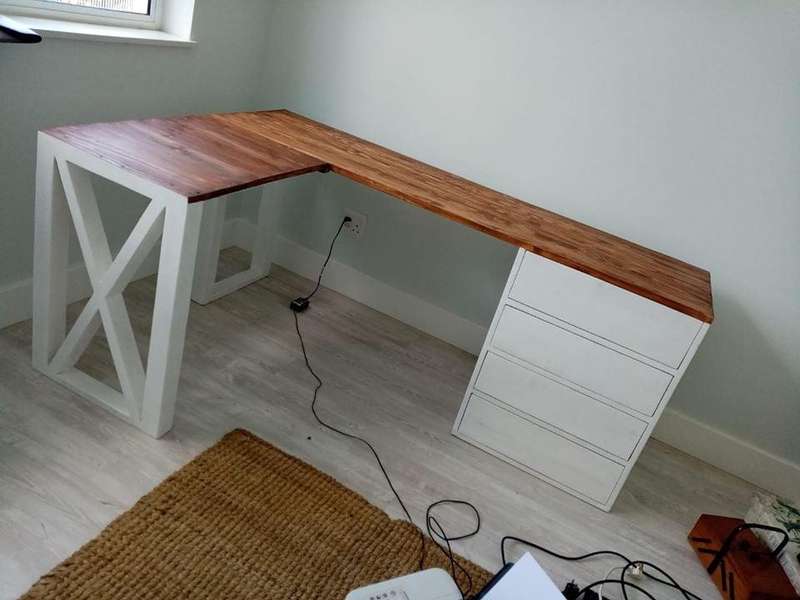 Bespoke real wood desks according to your design or dimensions free delivery