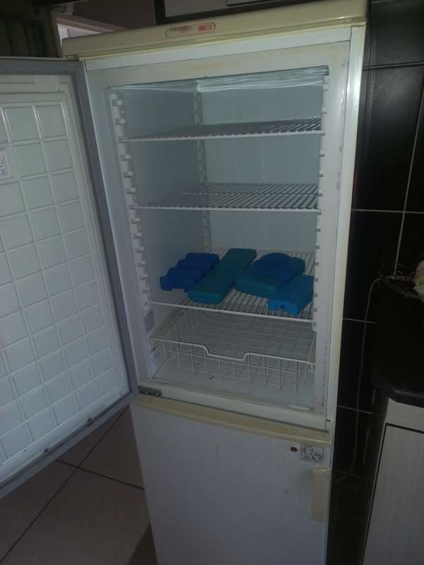 upright double door freezer, 330L, in great working condition. to be collected