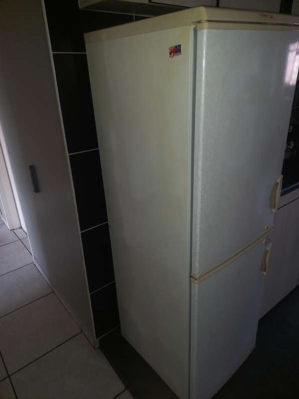 upright double door freezer, 330L, in great working condition. to be collected