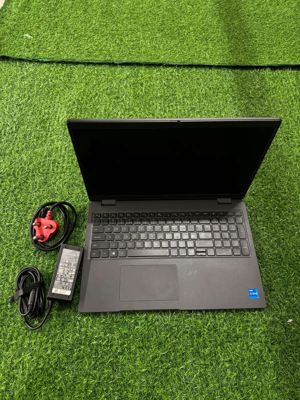 OFFICIAL WARRANTY-2026 Dell Latitude 3540 15.6" FHD Notebook-Core i5-1335U/8GB RAM/256GB SSD/Win11