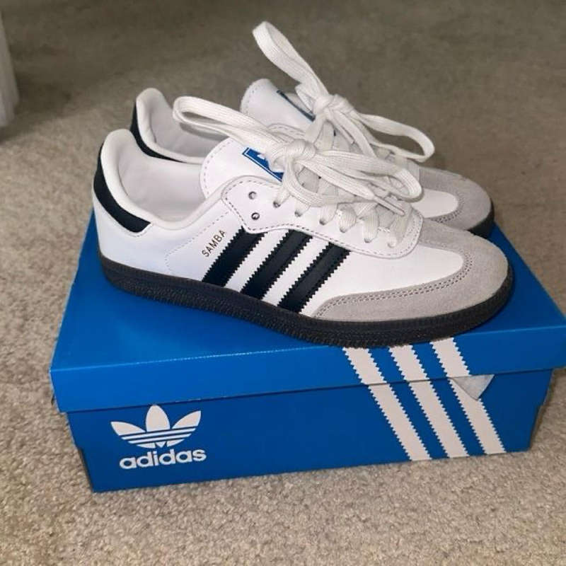 Adidas Samba