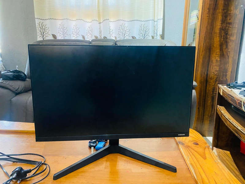 Samsung 24 IPS LED Monitor  F24T350FHA (Full HD, HDMI, 75Hz)