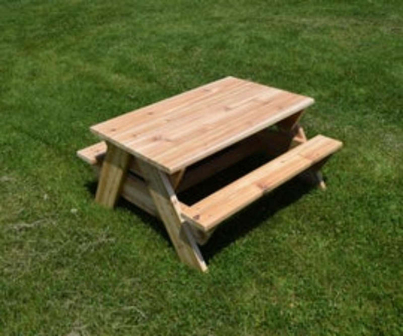 Toddler picnick table