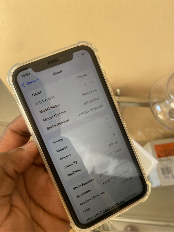 iPhone XR