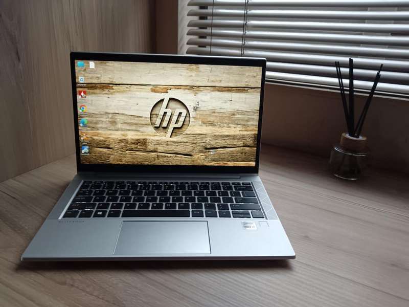 Hp EliteBook 830 G7 Intel Core i7 + Free Laptop Bag