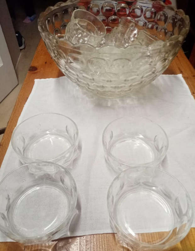 Spanish Glass Large Bowl with 10 Matching Glass Cups