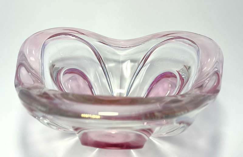 Vintage 1960s Walther Crystal Glass Bowl  Cloverleaf Floral Design, Pink & Clear