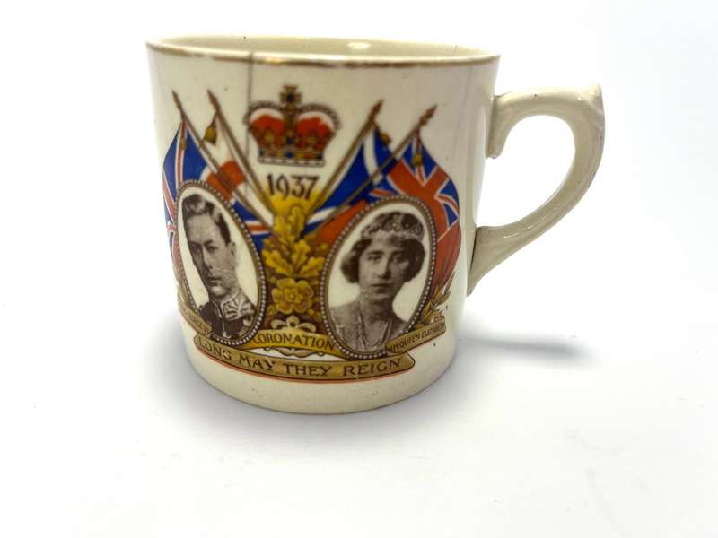 1937 Coronation Mug  King George VI & Queen Elizabeth