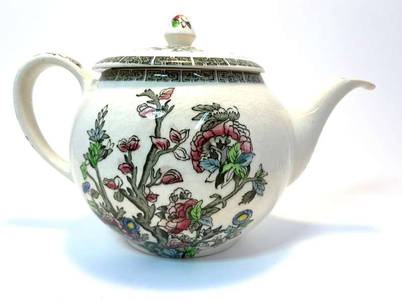 Vintage Johnson Brothers Indian Tree Teapot  Hand-Painted Ceramic  Made in England (1970s)