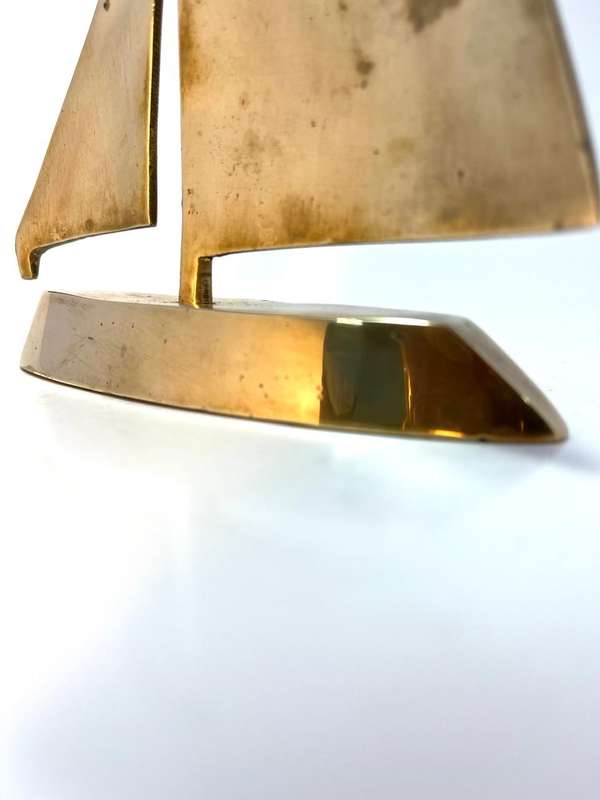 Vintage Brass Sailboat Figurine | Made in USA | 19 x 13 x 3cm