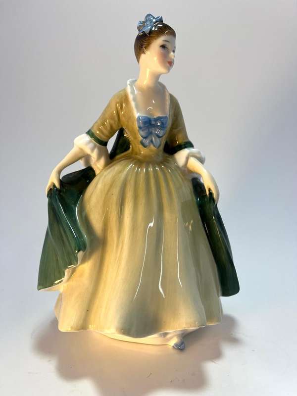 Royal Doulton Figurine  "Elegance" | HN2264 | c.1960 | Like New