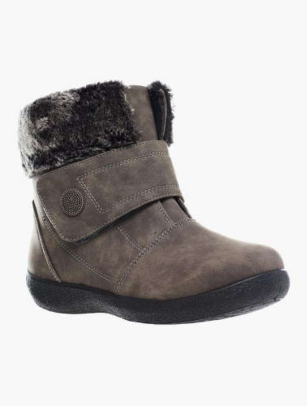 Ladies boots