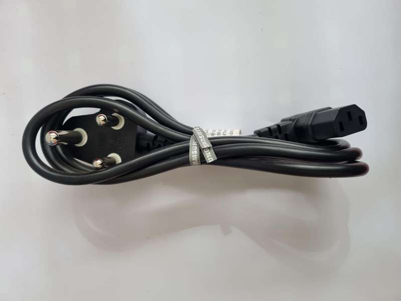 Figure 8 Power Cord L-Shape 1.5m
