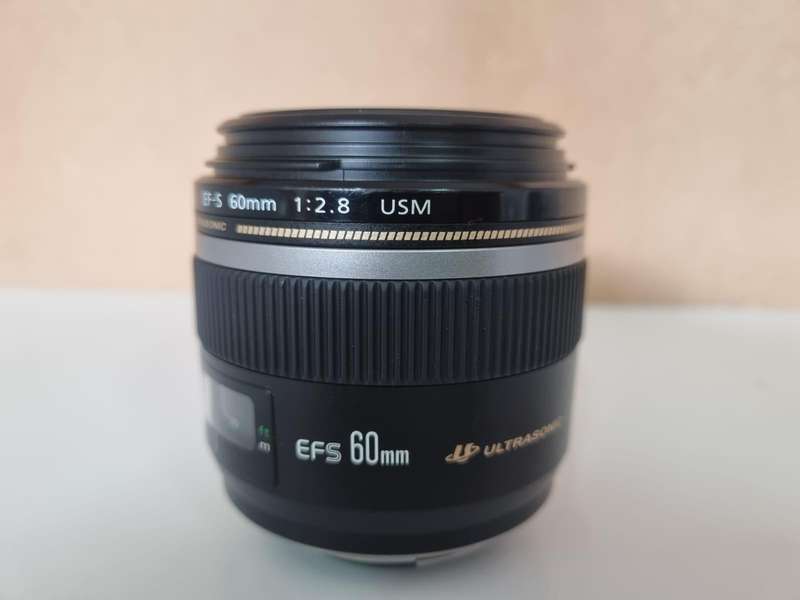 Canon EF-S 60mm f/2.8 Macro USM Lens