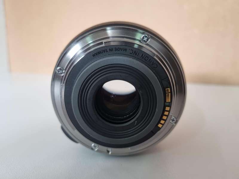 Canon EF-S 60mm f/2.8 Macro USM Lens