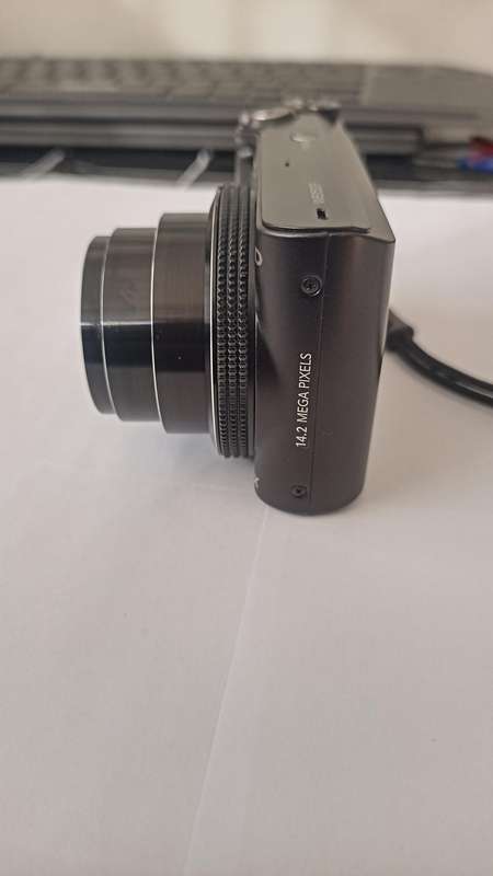 Samsung WB150F 14.2 MP & HD Digital Camera