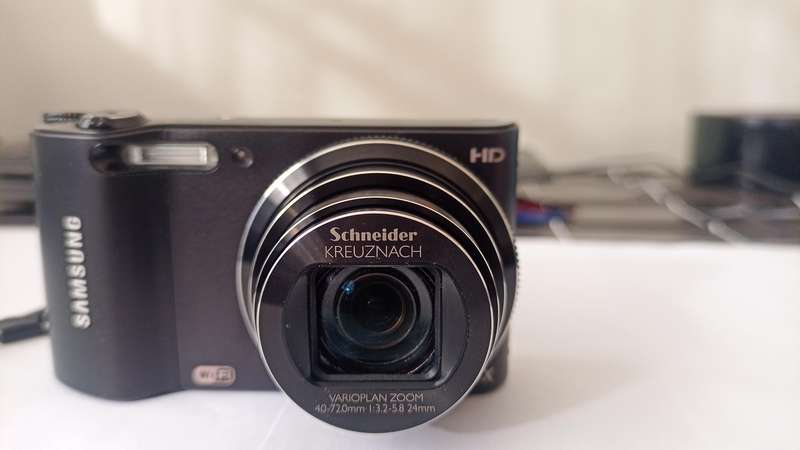Samsung WB150F 14.2 MP & HD Digital Camera