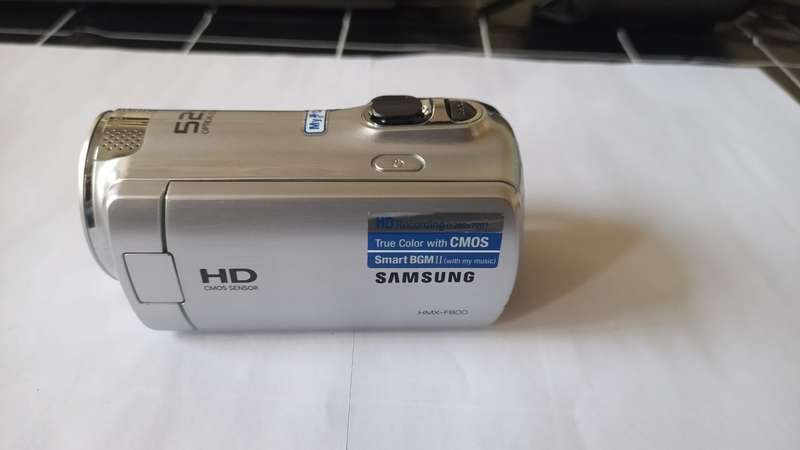 Samsung HMX-F800 Digital Camcorder