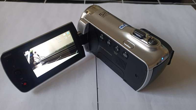 Samsung HMX-F800 Digital Camcorder