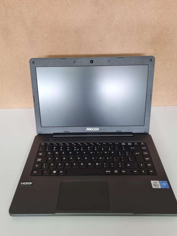 Mecer (Intel i3 10th, 256GB SSD, 8GB RAM) 14 Inch Laptop