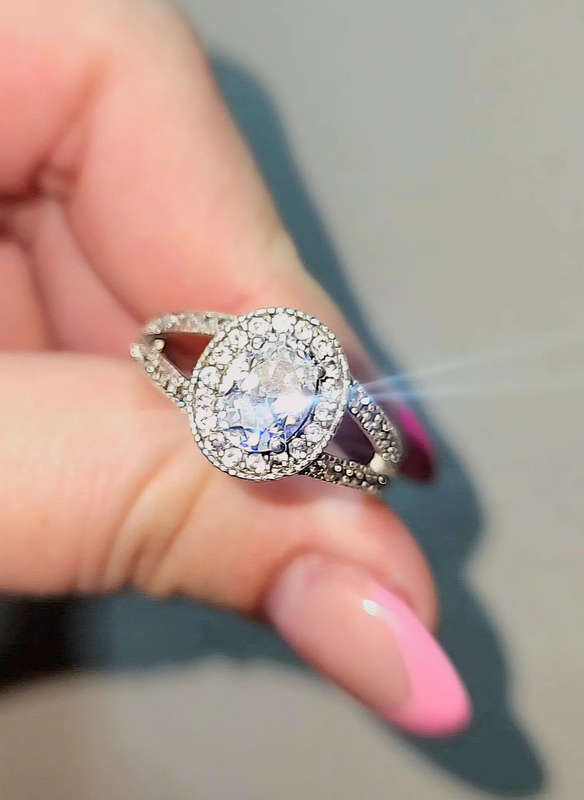 Engagement/Wedding ring, Sterling Silver, Cubic Zirconia Oval 1.5ct with Halo Stones, Size 8.5 - 9